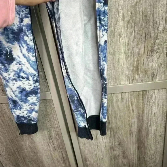 Lululemon Joggers Sz 8 No Sweat Pant Blue Tie Dye - Picture 5 of 10